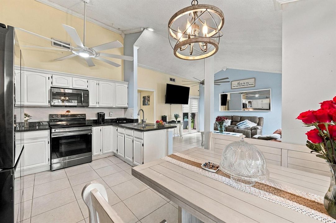Spacious Kitchen