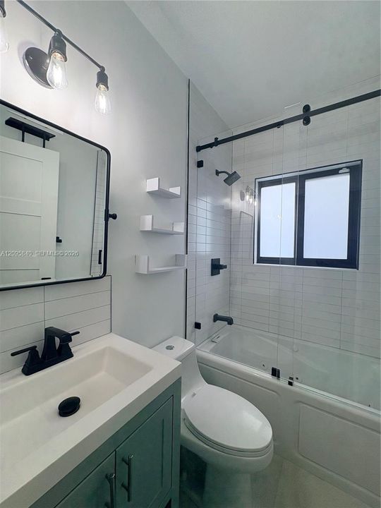 En Renta: $4,750 (3 camas, 2 baños, 1699 Pies cuadrados)