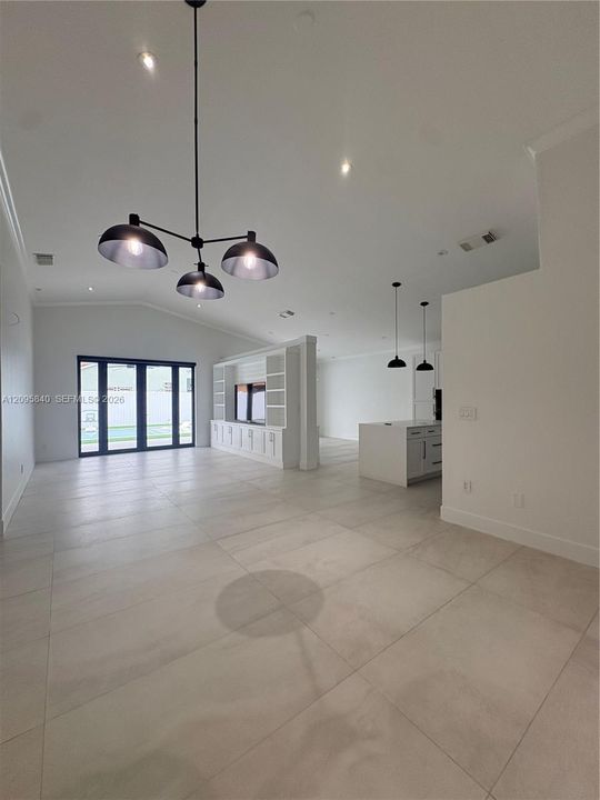 En Renta: $4,750 (3 camas, 2 baños, 1699 Pies cuadrados)