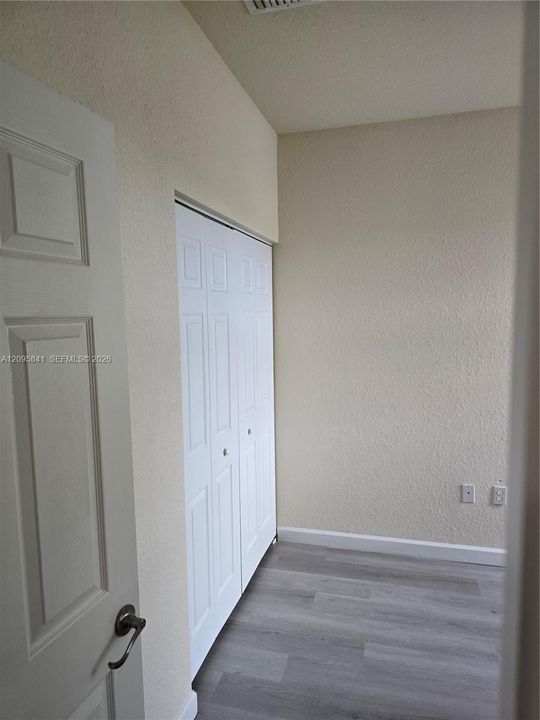 For Rent: $2,300 (3 beds, 2 baths, 1325 Square Feet)