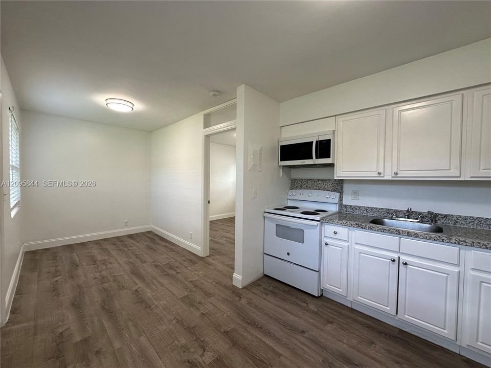 В аренду: $1,525 (1 спален, 1 ванн, 0 Квадратных фут)