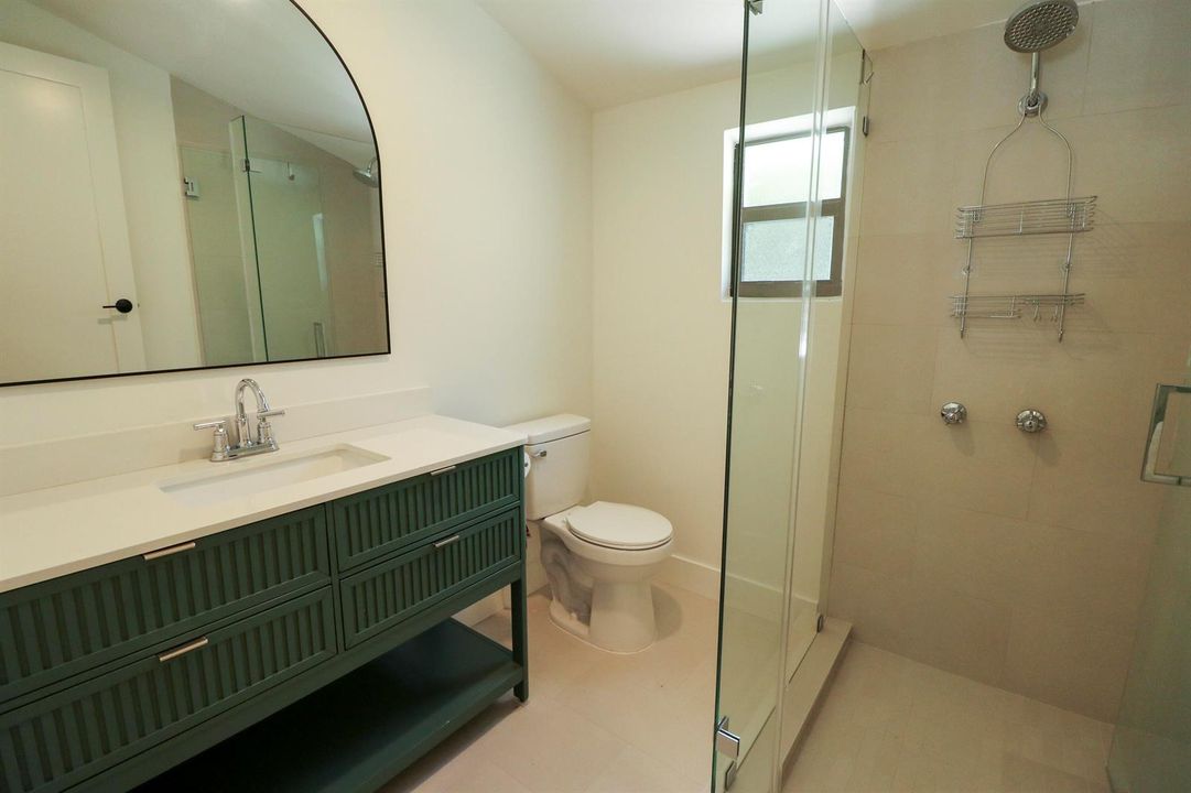2101 Riverland-10