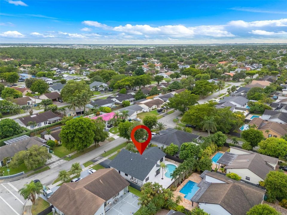 For Sale: $780,000 (3 beds, 2 baths, 1762 Square Feet)
