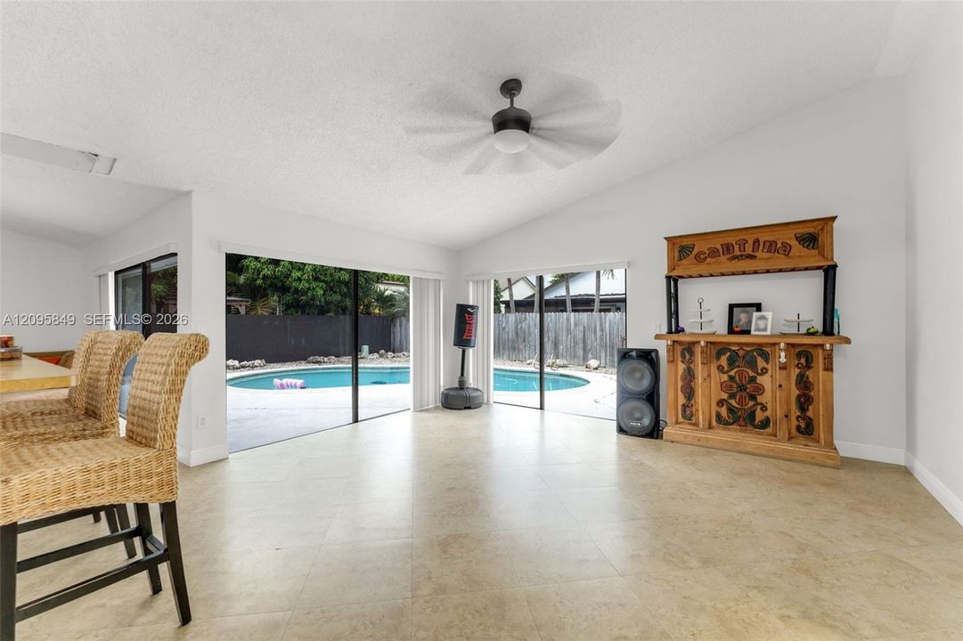 For Sale: $780,000 (3 beds, 2 baths, 1762 Square Feet)