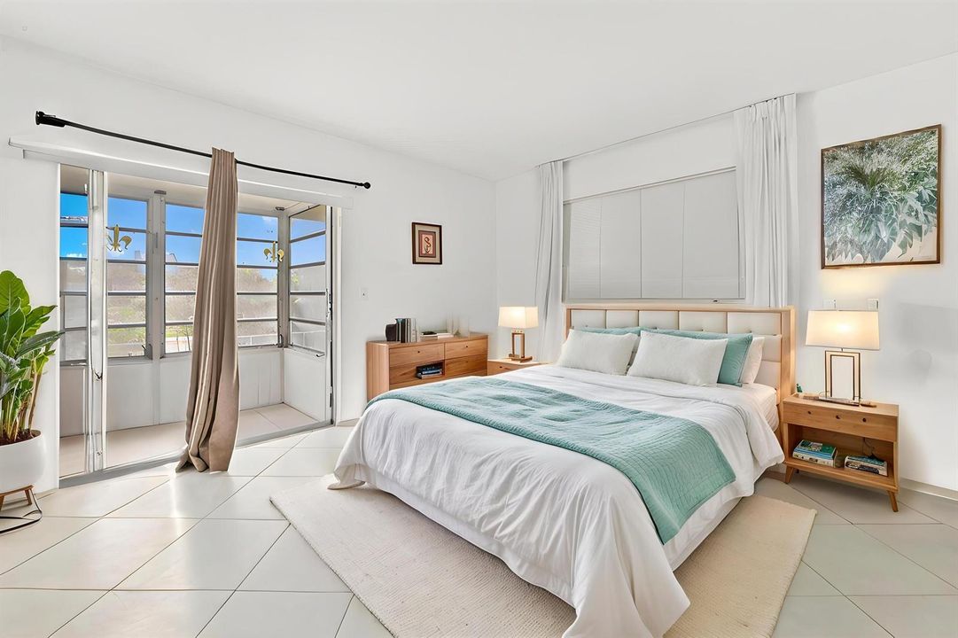 14-Bedroom-02_VS_decl