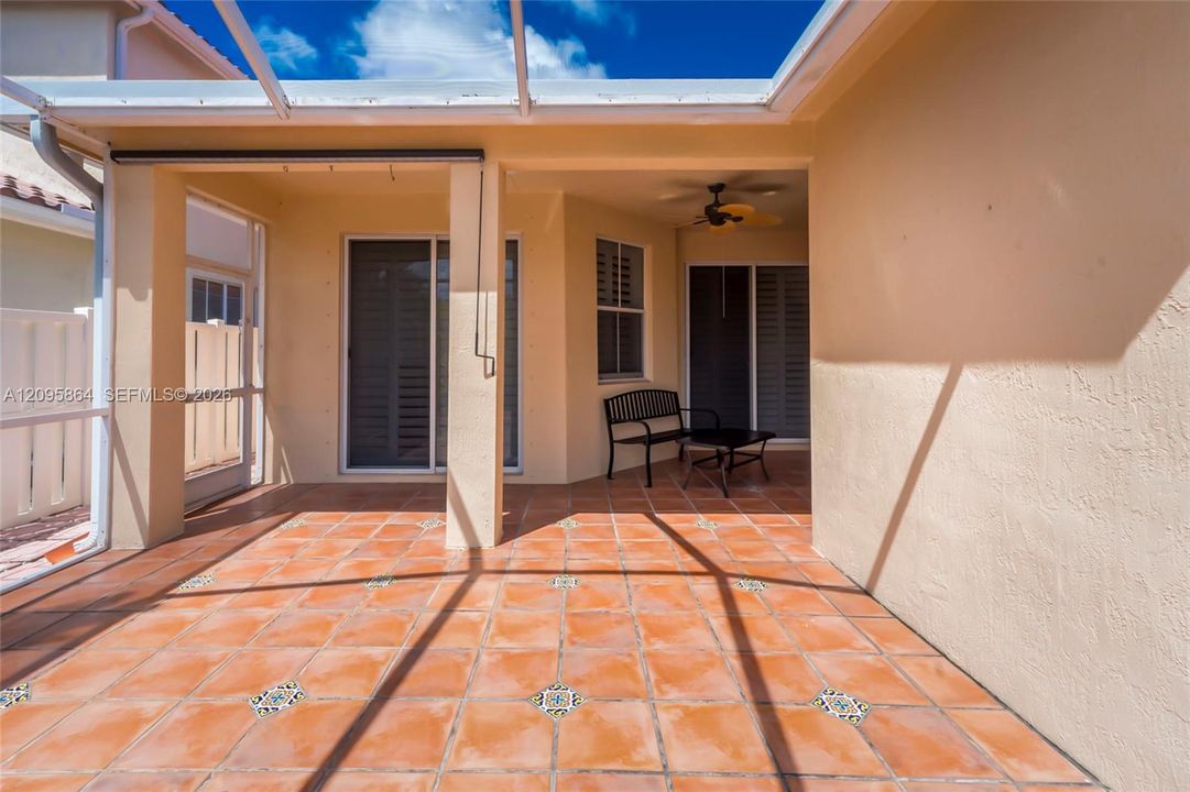 For Sale: $720,000 (3 beds, 2 baths, 1998 Square Feet)