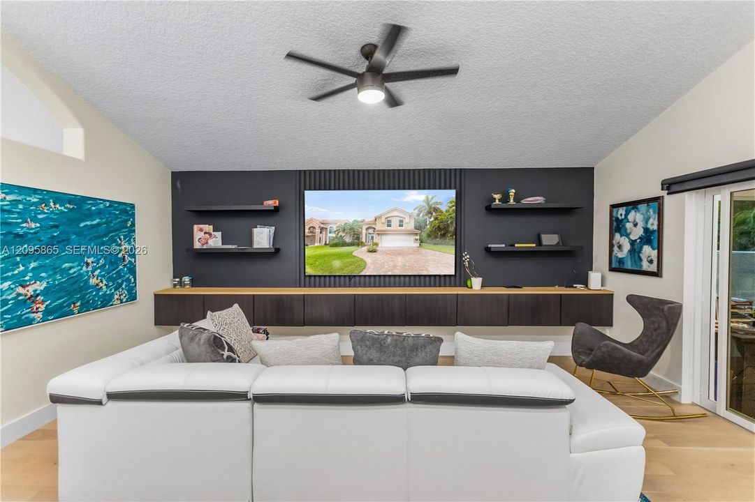 For Rent: $6,000 (4 beds, 3 baths, 2265 Square Feet)