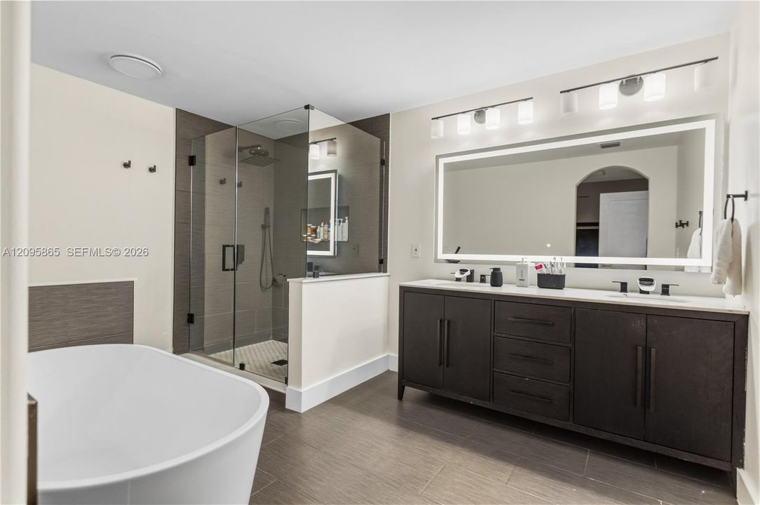 For Rent: $6,000 (4 beds, 3 baths, 2265 Square Feet)