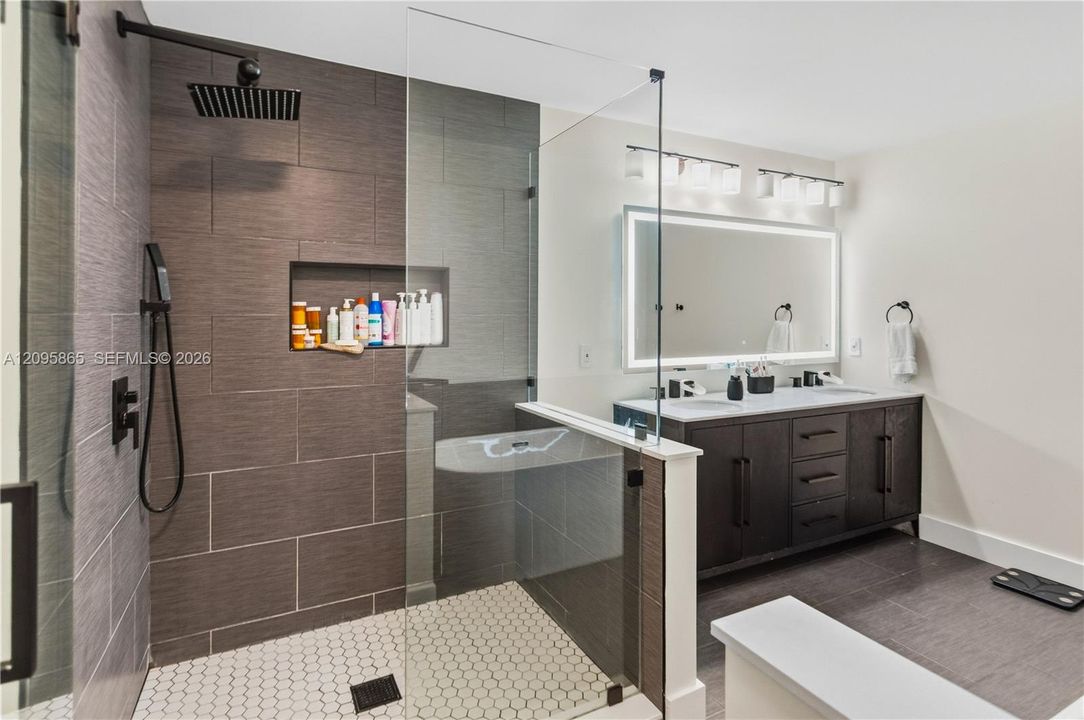 For Rent: $6,000 (4 beds, 3 baths, 2265 Square Feet)