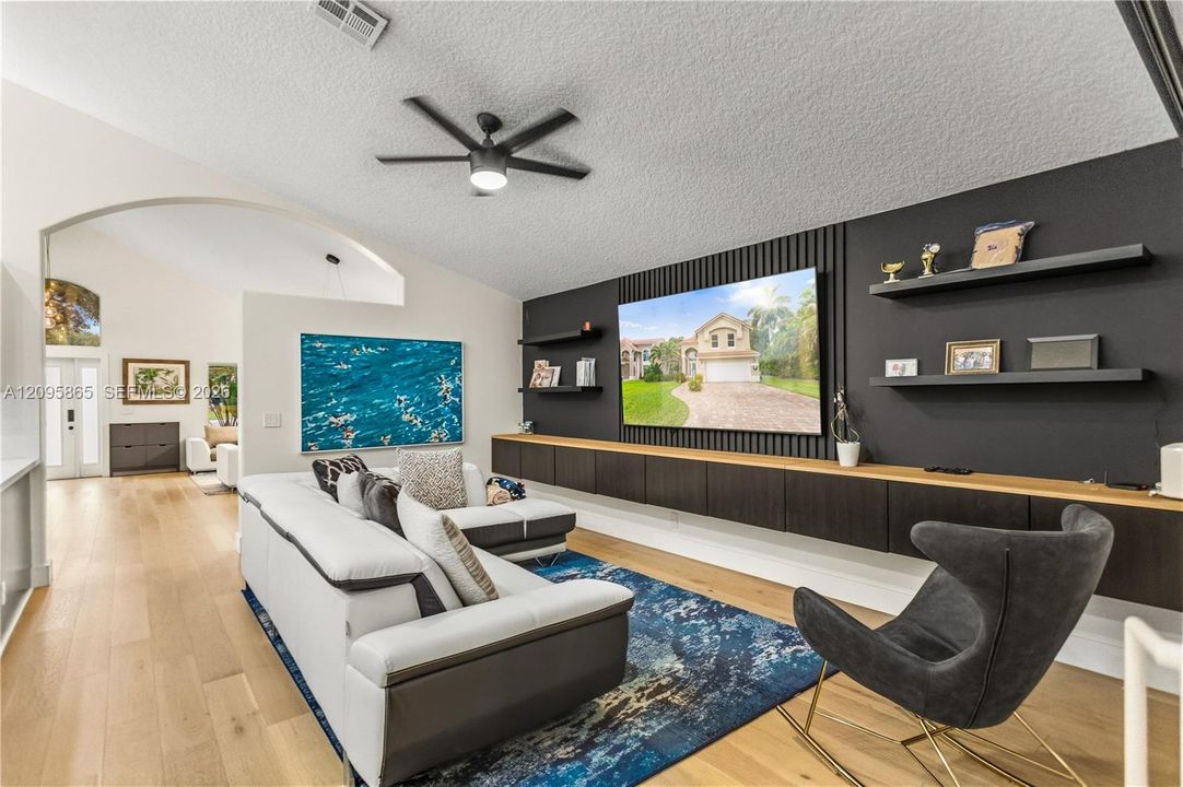 For Rent: $6,000 (4 beds, 3 baths, 2265 Square Feet)