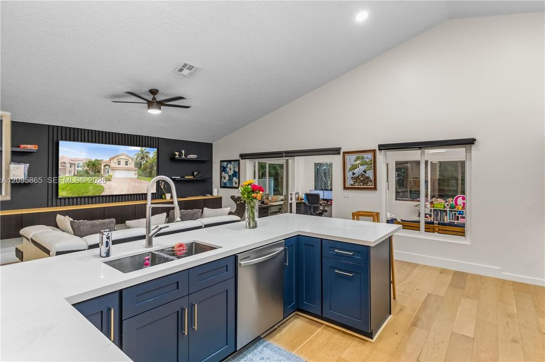 For Rent: $6,000 (4 beds, 3 baths, 2265 Square Feet)