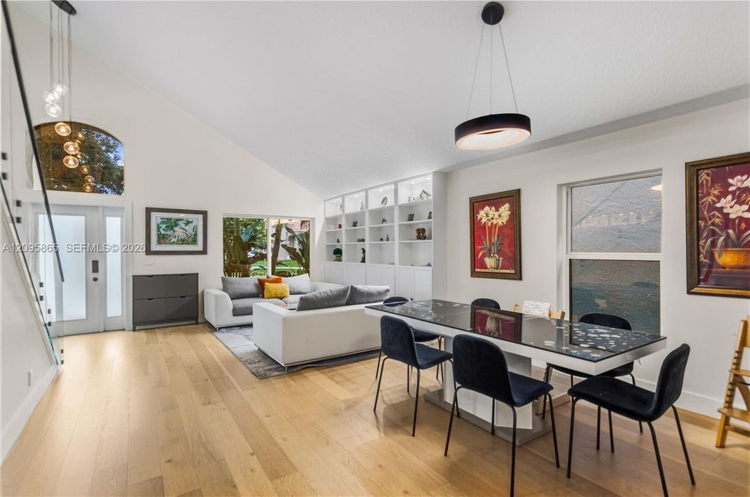 For Rent: $6,000 (4 beds, 3 baths, 2265 Square Feet)