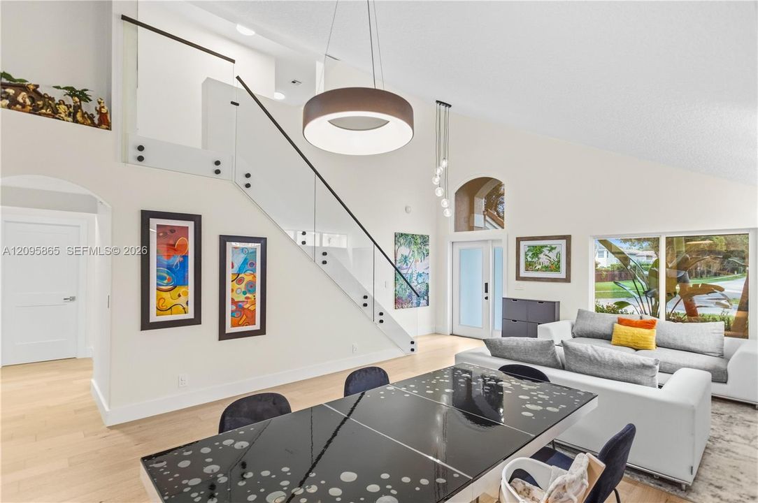 For Rent: $6,000 (4 beds, 3 baths, 2265 Square Feet)