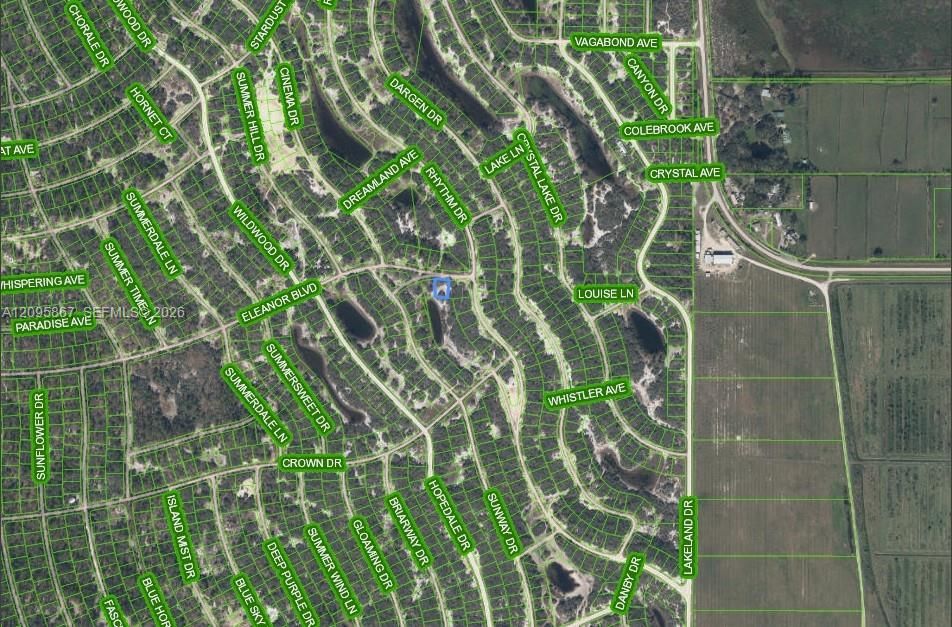 На продажу: $10,900 (0.26 acres)