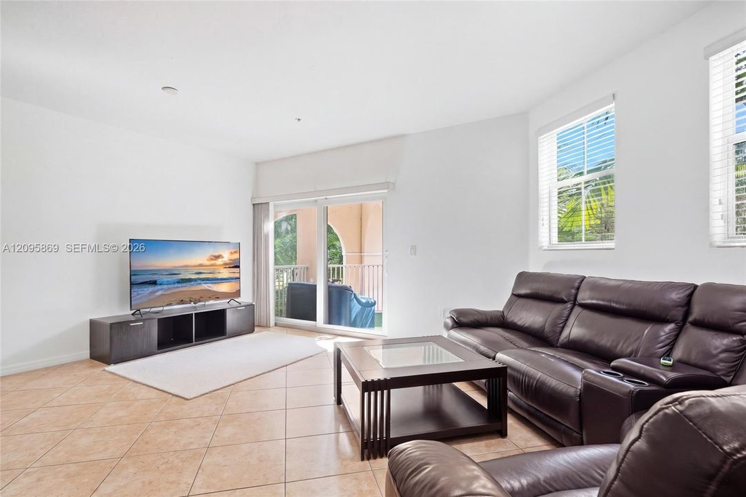 For Sale: $510,000 (3 beds, 2 baths, 1503 Square Feet)