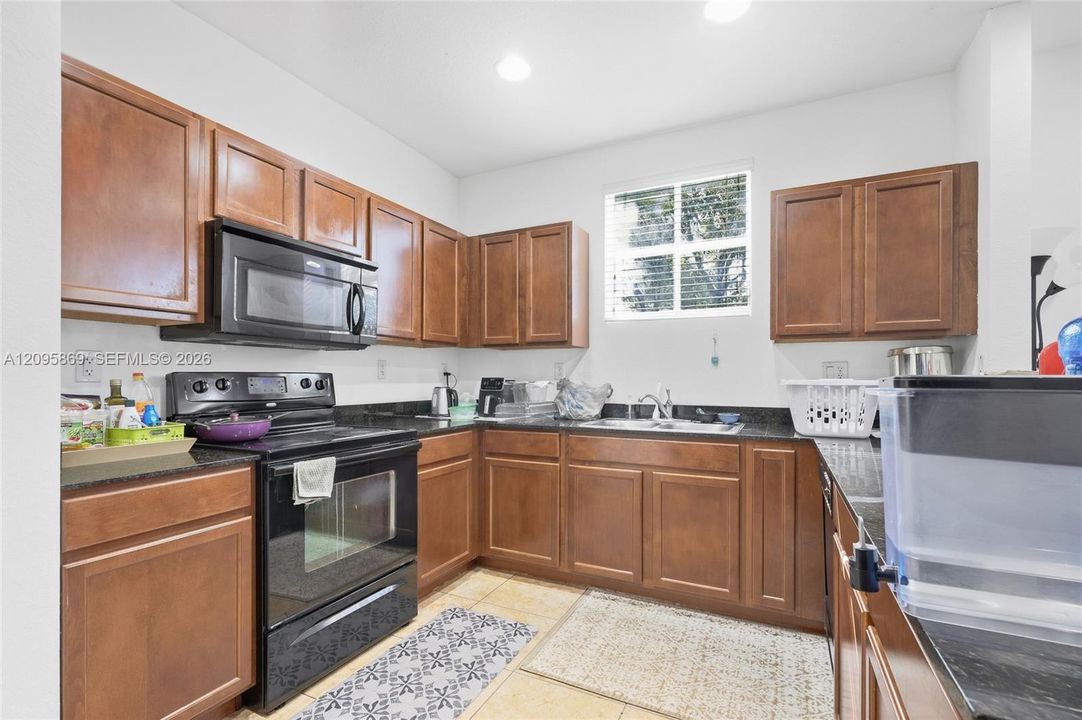 For Sale: $510,000 (3 beds, 2 baths, 1503 Square Feet)