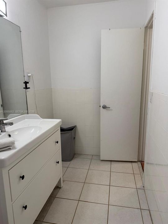 En Venta: $2,000,000 (3 camas, 2 baños, 1740 Pies cuadrados)