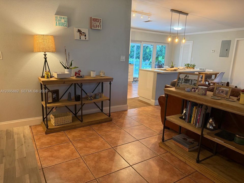 En Venta: $2,000,000 (3 camas, 2 baños, 1740 Pies cuadrados)