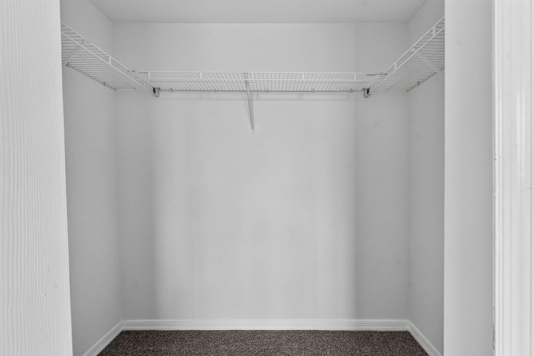 Walk in Closet