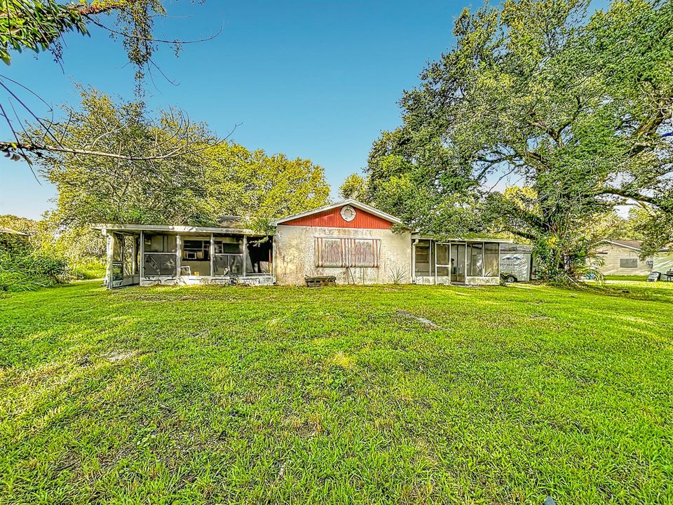2930 Middle Road-41