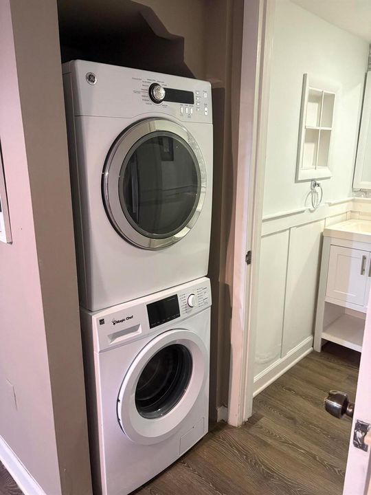 Washer & Dryer
