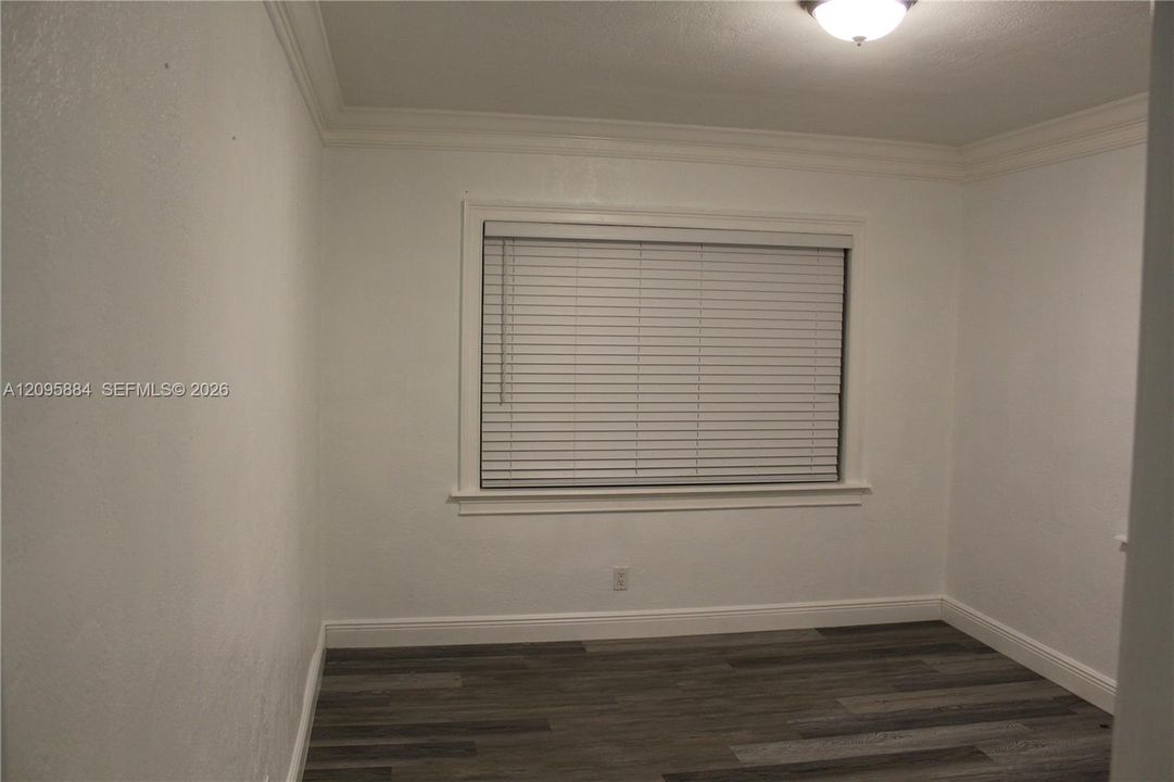 For Rent: $2,500 (2 beds, 1 baths, 1624 Square Feet)