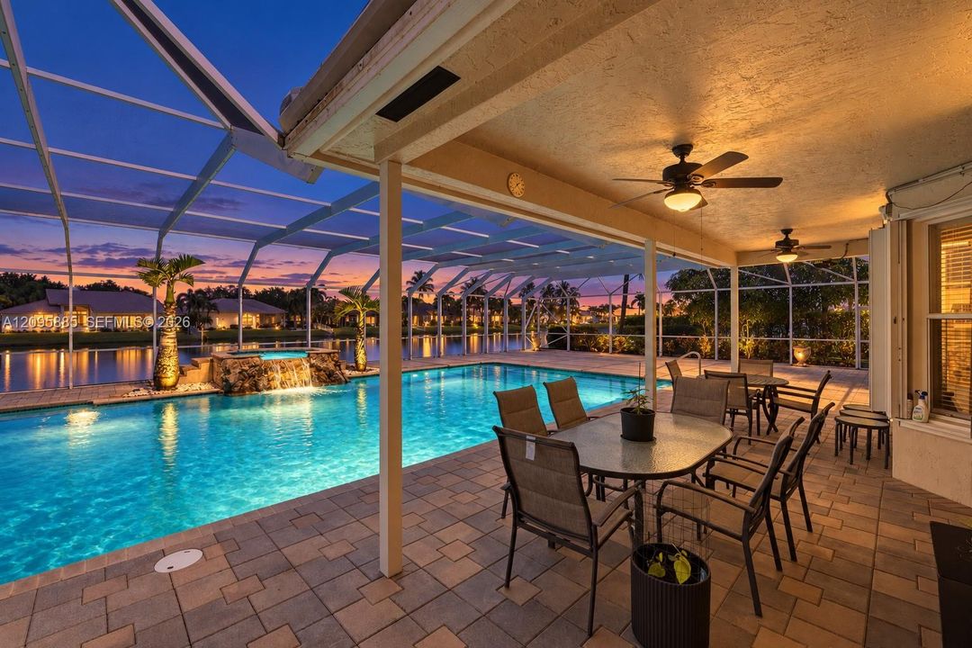En Venta: $1,399,000 (4 camas, 3 baños, 3453 Pies cuadrados)