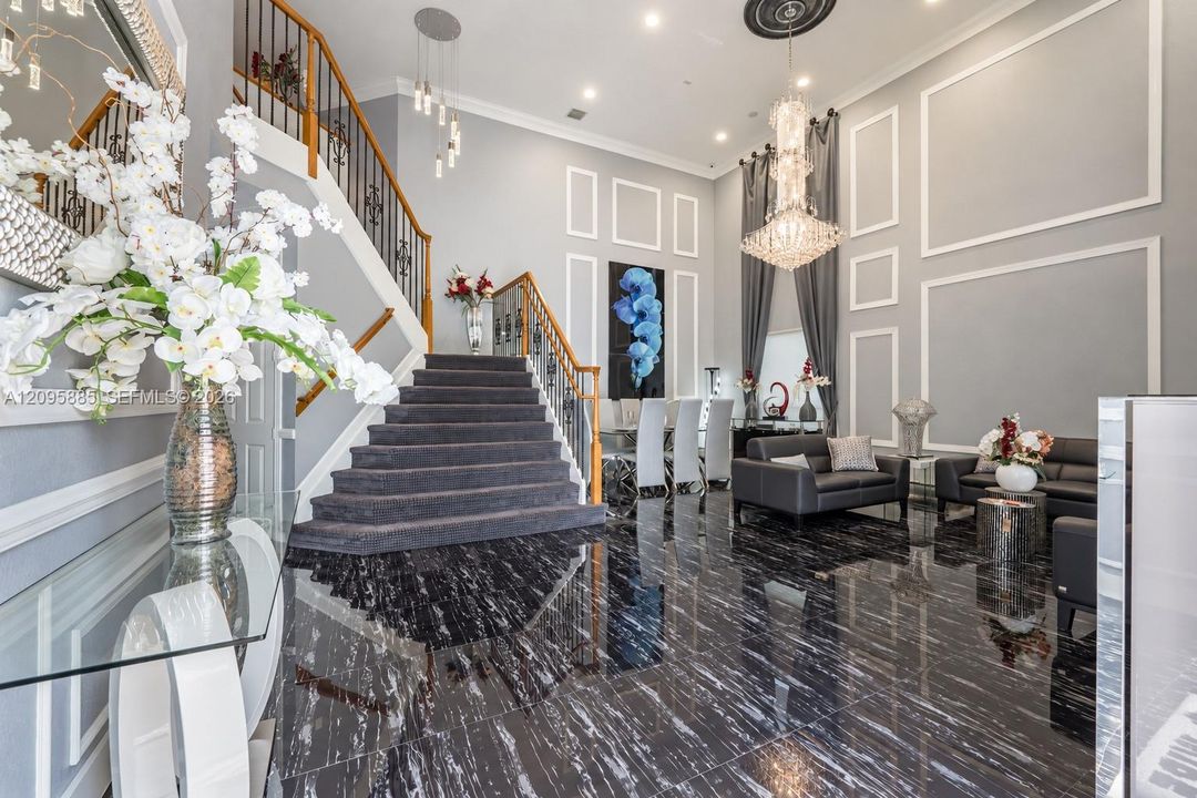 En Venta: $1,399,000 (4 camas, 3 baños, 3453 Pies cuadrados)