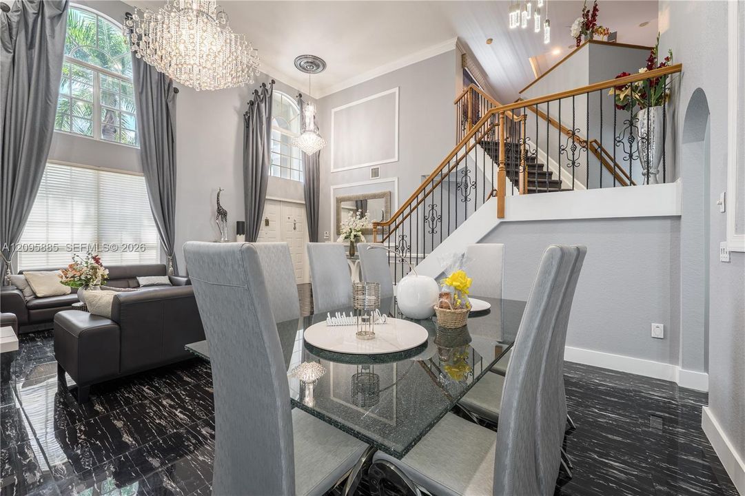 En Venta: $1,399,000 (4 camas, 3 baños, 3453 Pies cuadrados)
