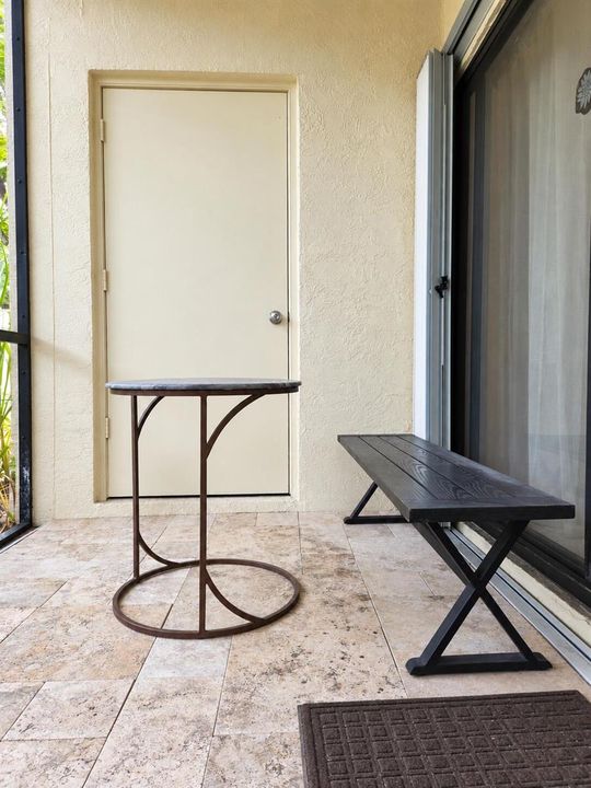 Screened in porch-3