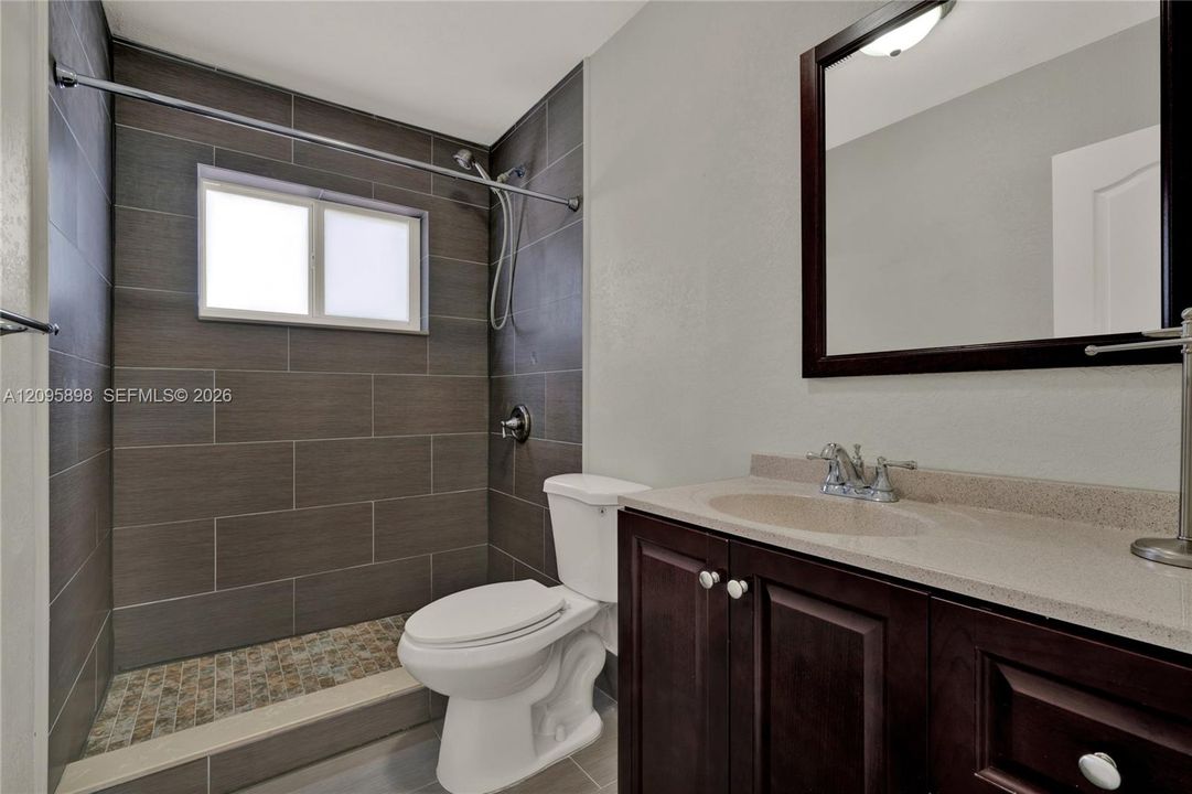 For Rent: $3,500 (3 beds, 2 baths, 1416 Square Feet)