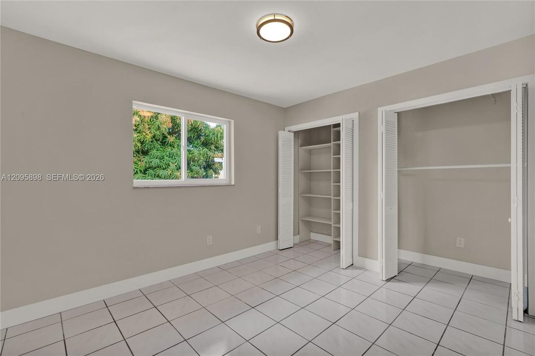 For Rent: $3,500 (3 beds, 2 baths, 1416 Square Feet)