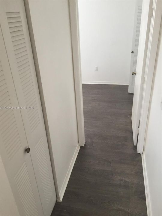 For Rent: $2,400 (2 beds, 2 baths, 1000 Square Feet)