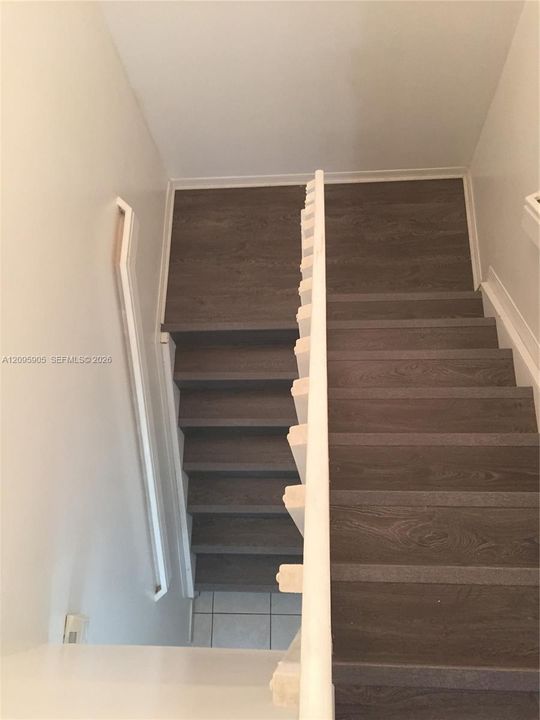 For Rent: $2,400 (2 beds, 2 baths, 1000 Square Feet)