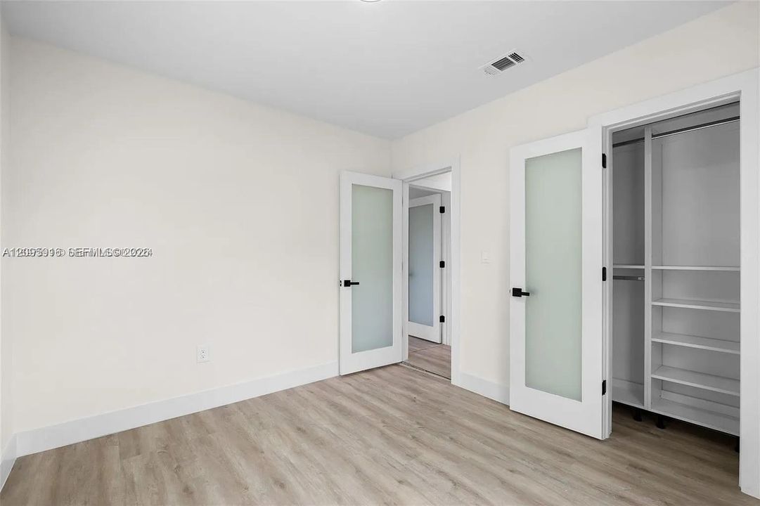 En Renta: $3,950 (4 camas, 2 baños, 1596 Pies cuadrados)