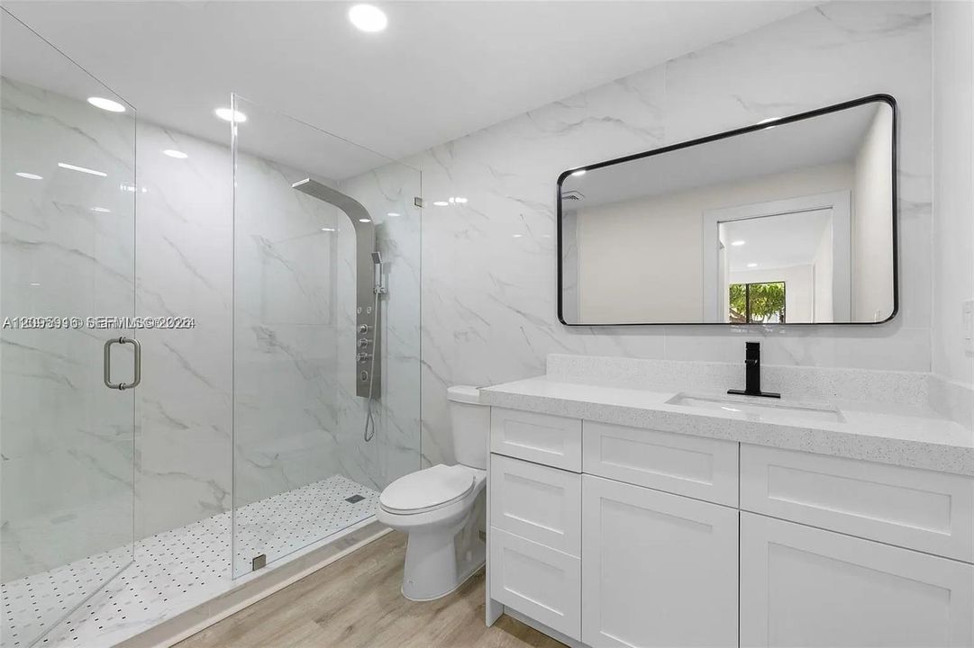 En Renta: $3,950 (4 camas, 2 baños, 1596 Pies cuadrados)