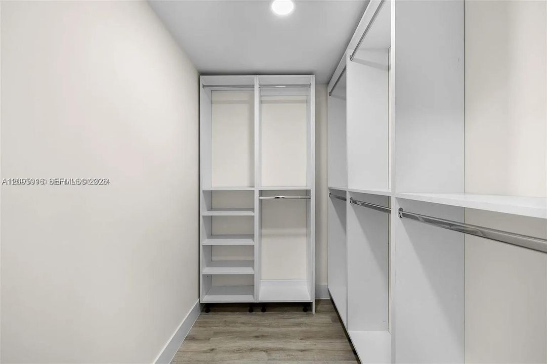 En Renta: $3,950 (4 camas, 2 baños, 1596 Pies cuadrados)