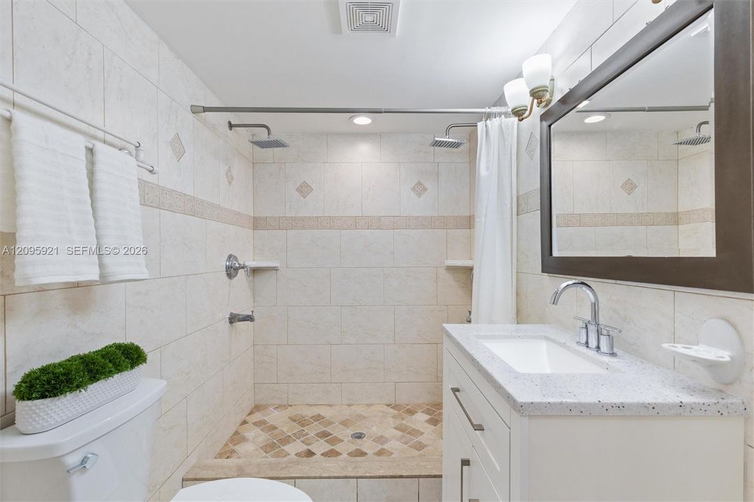 1st Floor - Full Bathroom - Double Showerhead