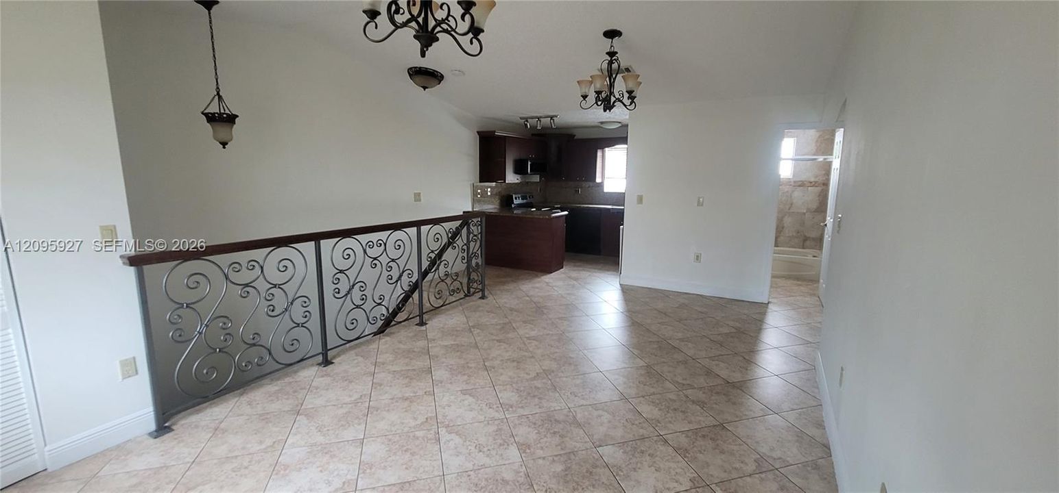 For Rent: $2,499 (2 beds, 2 baths, 870 Square Feet)
