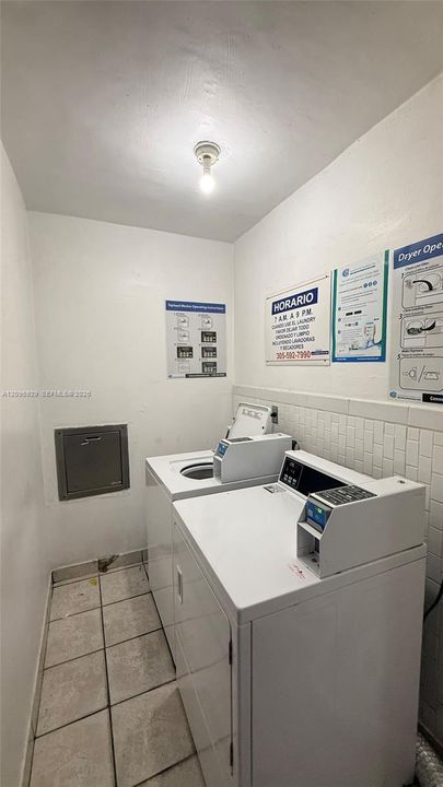 В аренду: $1,800 (1 спален, 1 ванн, 591 Квадратных фут)