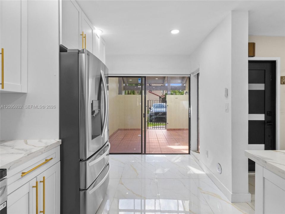 For Sale: $620,000 (3 beds, 2 baths, 1712 Square Feet)