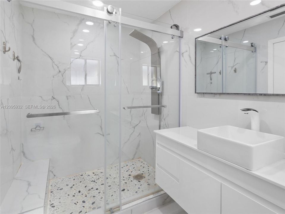 For Sale: $620,000 (3 beds, 2 baths, 1712 Square Feet)