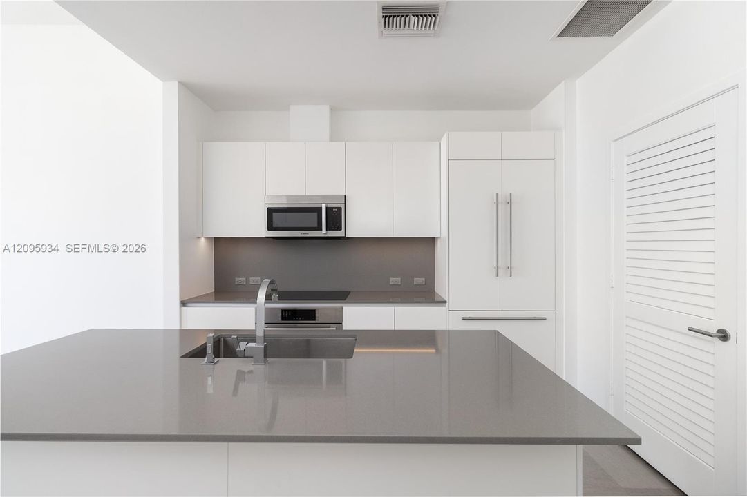 En Renta: $4,590 (1 camas, 1 baños, 810 Pies cuadrados)
