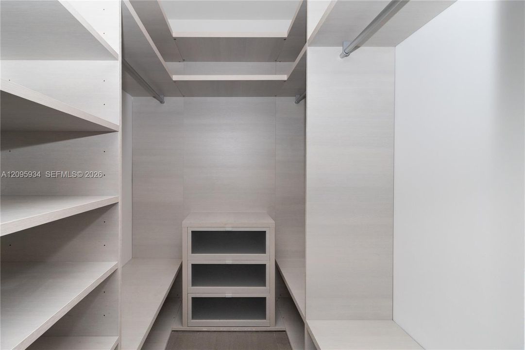 En Renta: $4,590 (1 camas, 1 baños, 810 Pies cuadrados)