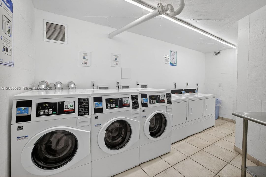 En Venta: $325,000 (2 camas, 2 baños, 1455 Pies cuadrados)