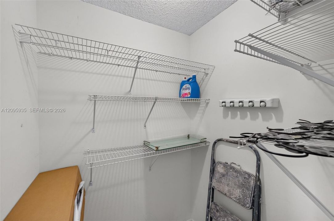 En Venta: $325,000 (2 camas, 2 baños, 1455 Pies cuadrados)