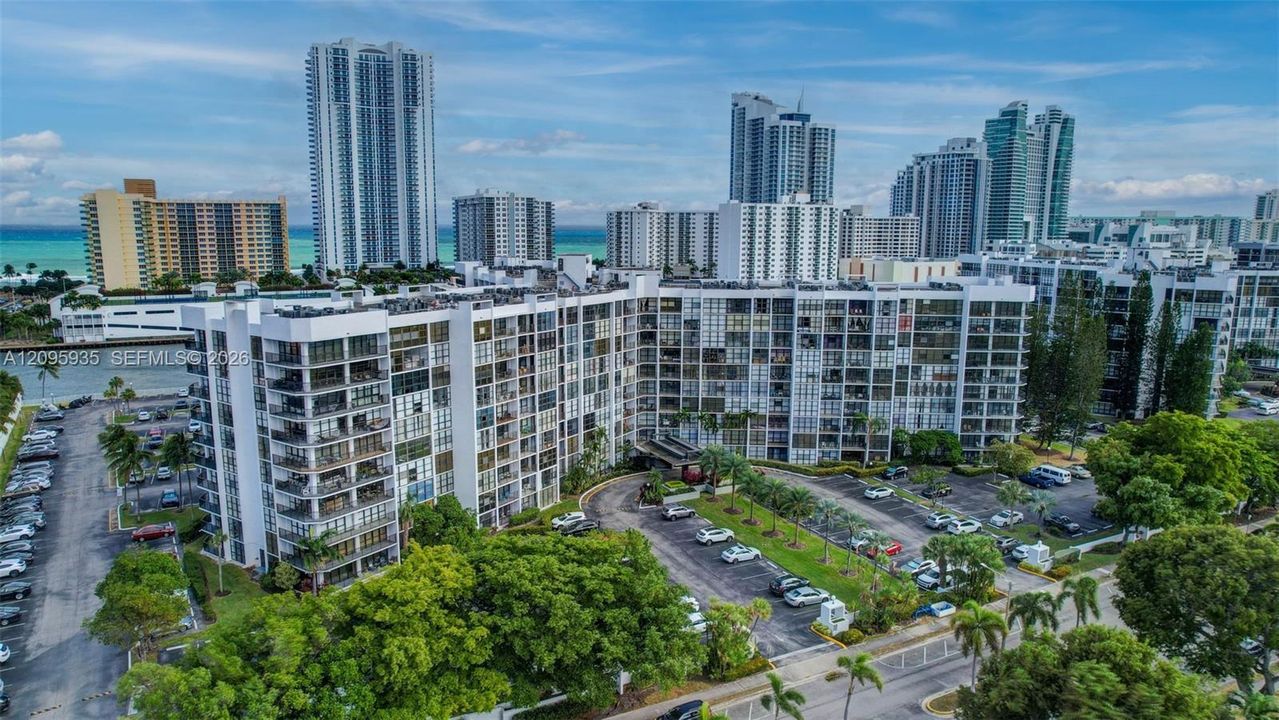 En Venta: $325,000 (2 camas, 2 baños, 1455 Pies cuadrados)