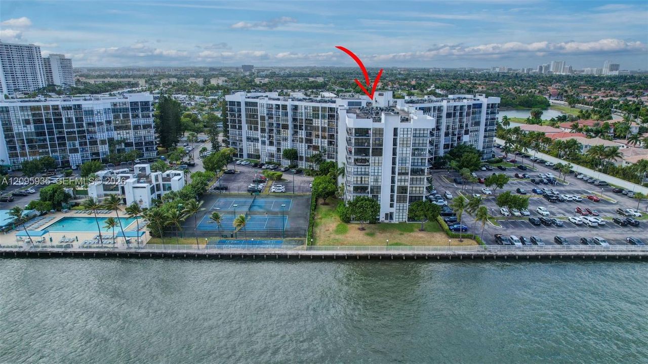 En Venta: $325,000 (2 camas, 2 baños, 1455 Pies cuadrados)