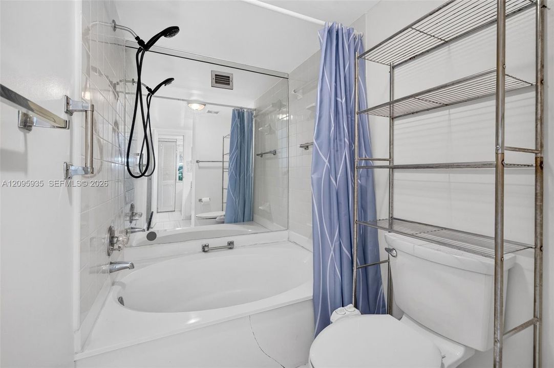 En Venta: $325,000 (2 camas, 2 baños, 1455 Pies cuadrados)