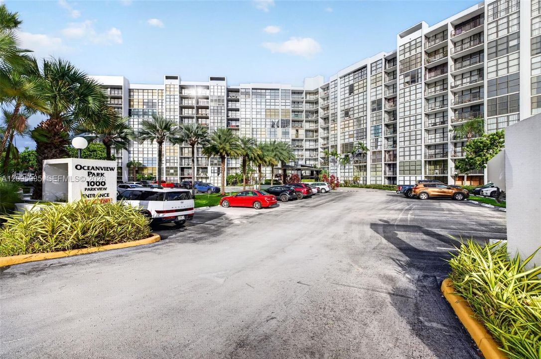 En Venta: $325,000 (2 camas, 2 baños, 1455 Pies cuadrados)